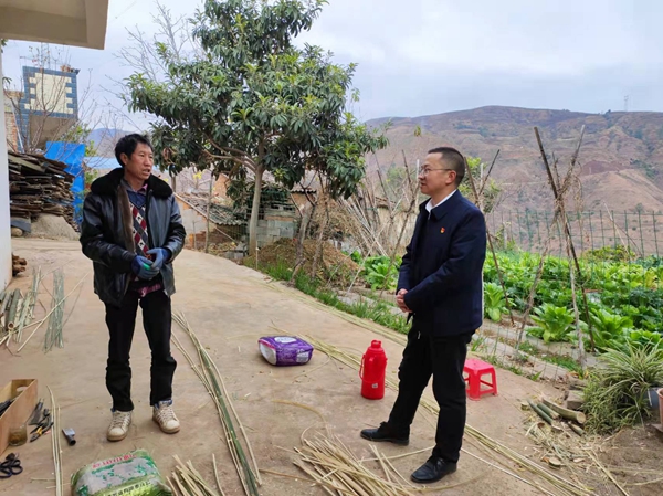威宁检察：到乡镇督导检查巩固脱贫攻坚成果工作
